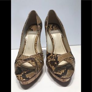 Baldan 🇮🇹 HH open toe pump in natural python